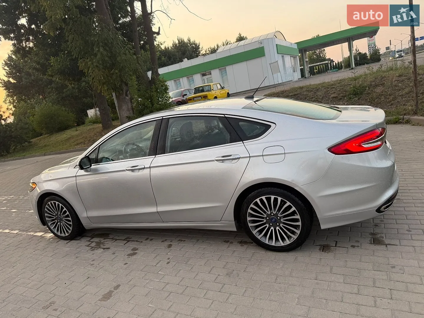 2016 Ford Fusion - мініатюра 4