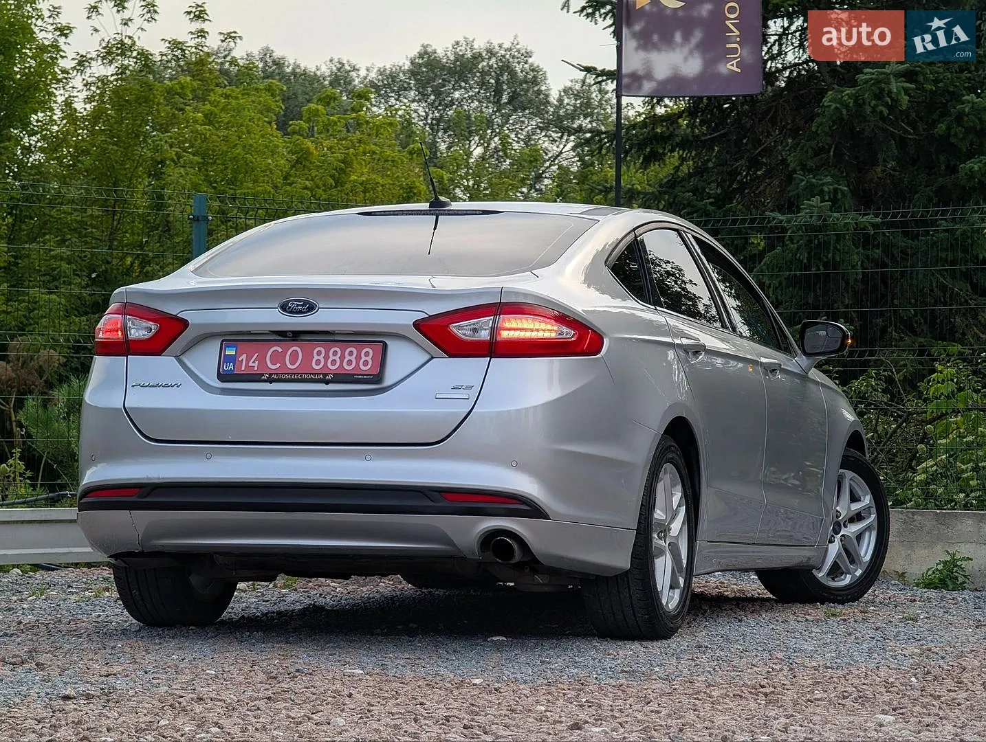 2016 Ford Fusion - мініатюра 19