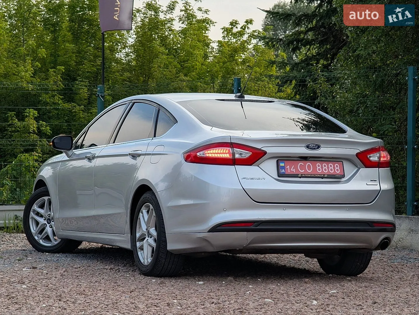 2016 Ford Fusion - мініатюра 22