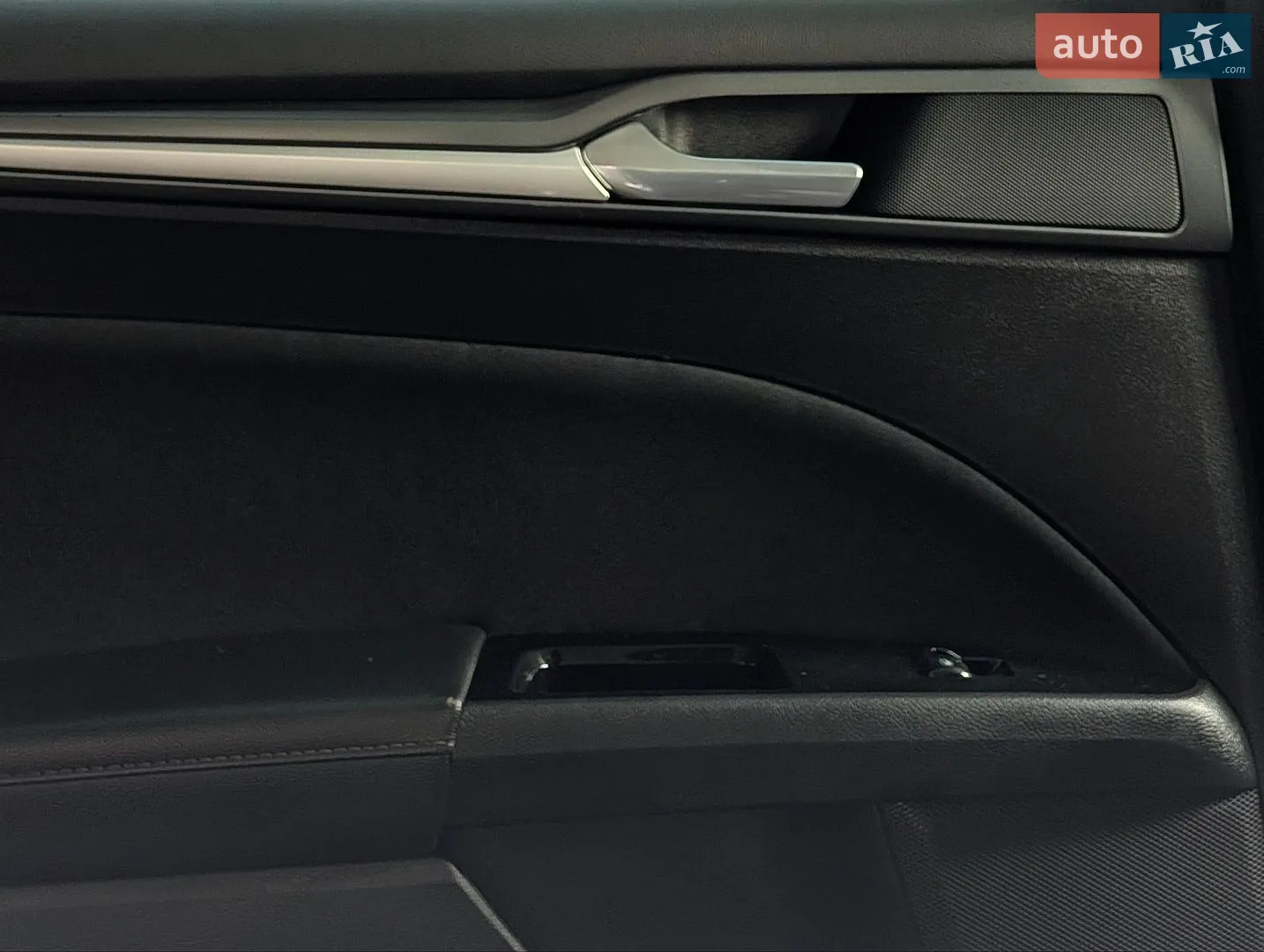2016 Ford Fusion - мініатюра 37