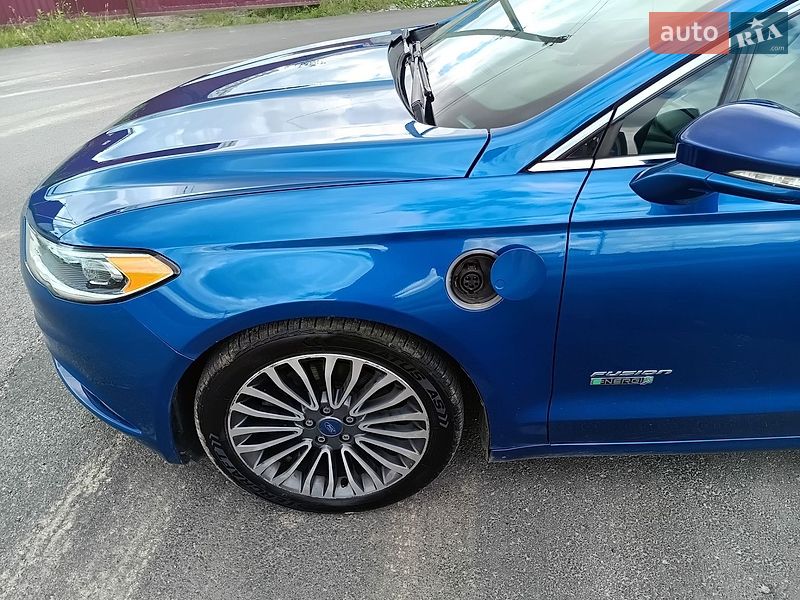 Седан Ford Fusion 2016 в Киеве