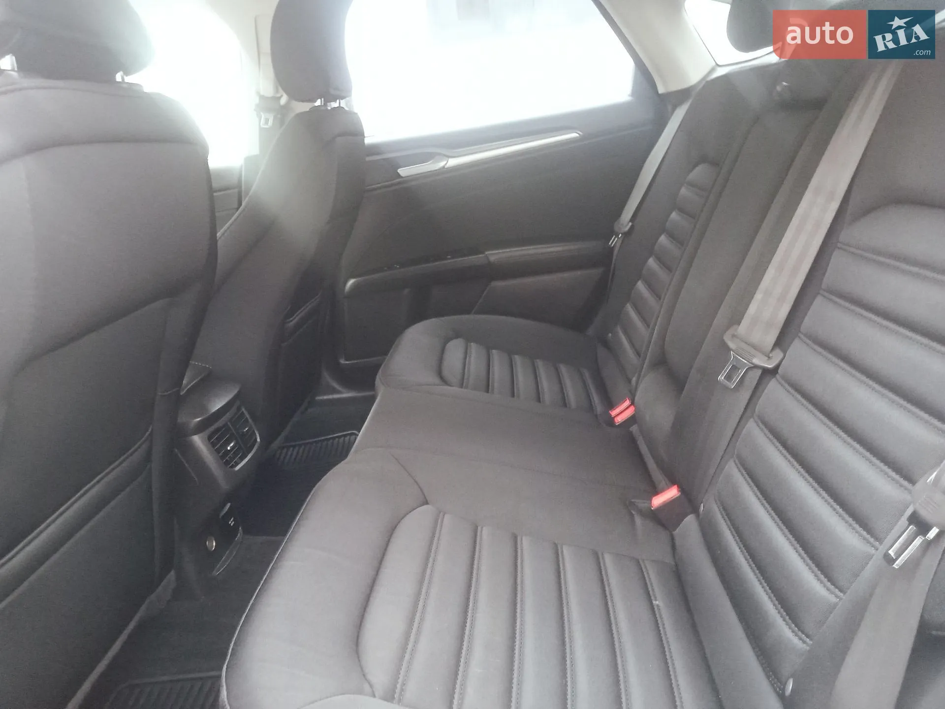 2016 Ford Fusion - мініатюра 13