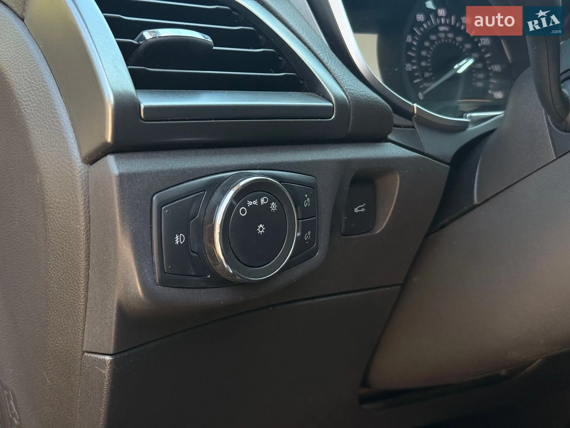 2013 Ford Fusion - мініатюра 35