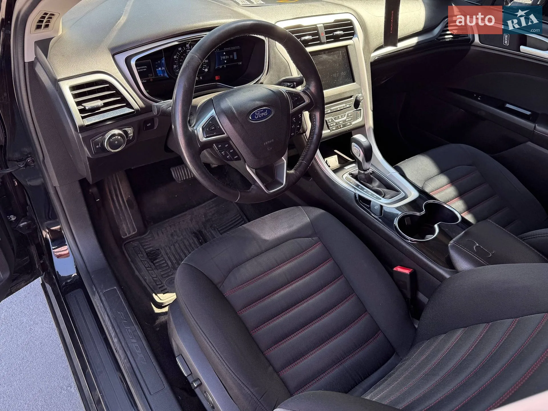 2015 Ford Fusion - мініатюра 28