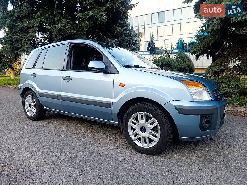 Хэтчбек Ford Fusion 2008 в Днепре
