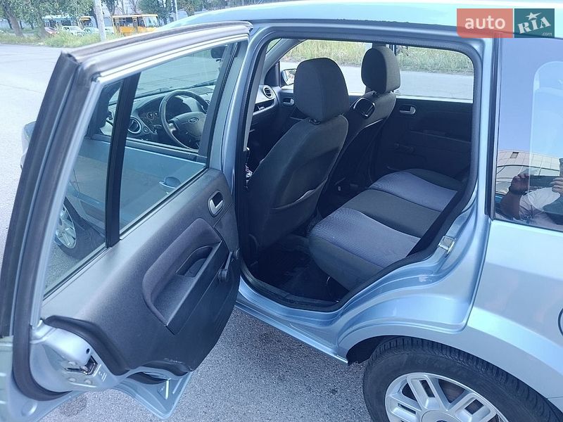 Хэтчбек Ford Fusion 2008 в Днепре
