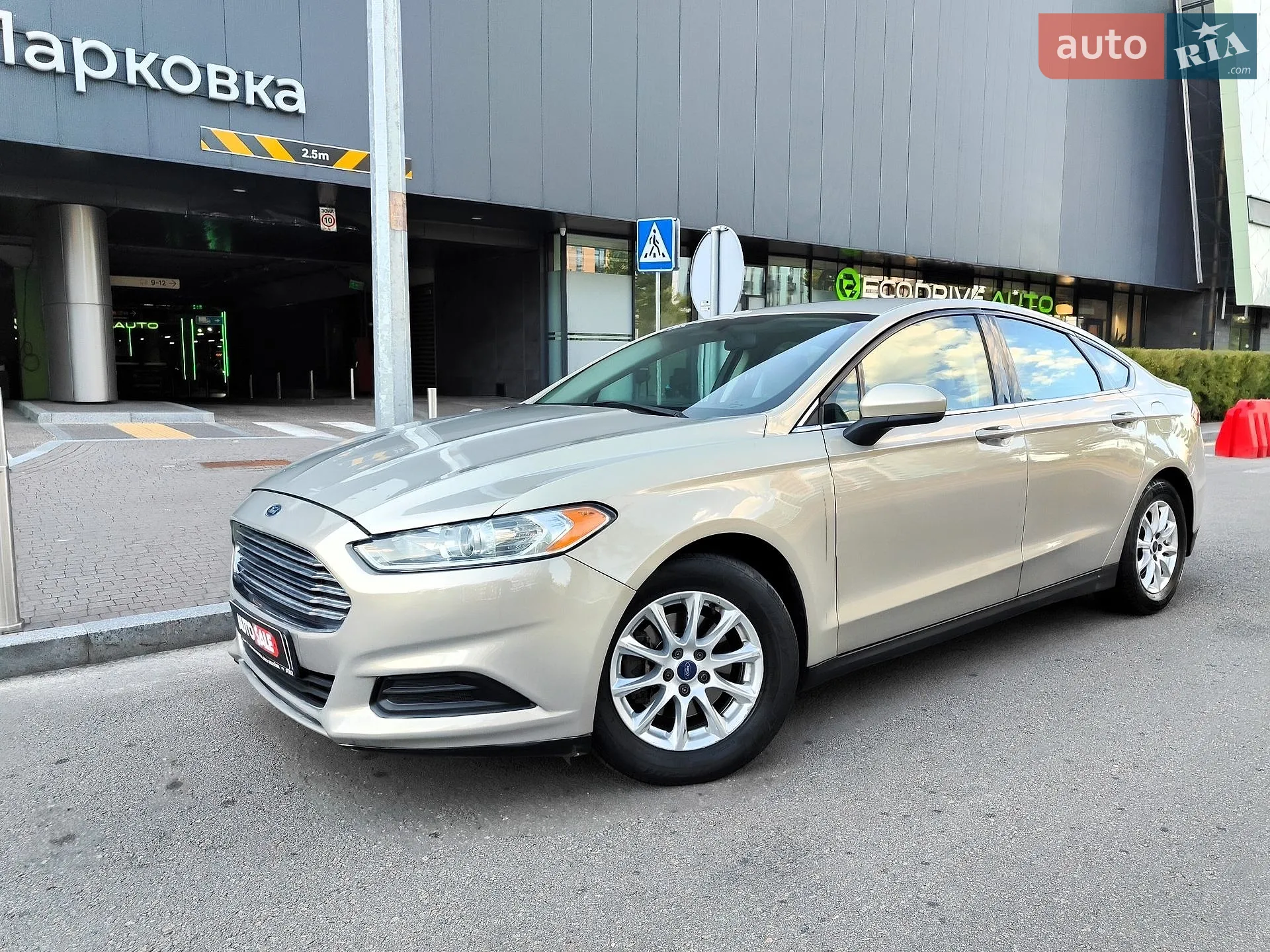 2014 Ford Fusion - мініатюра 11