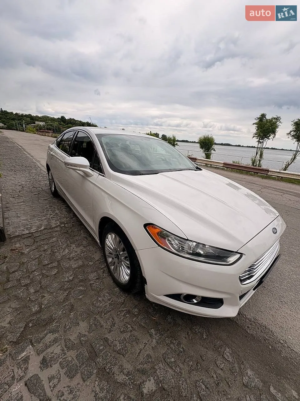 2012 Ford Fusion - мініатюра 2