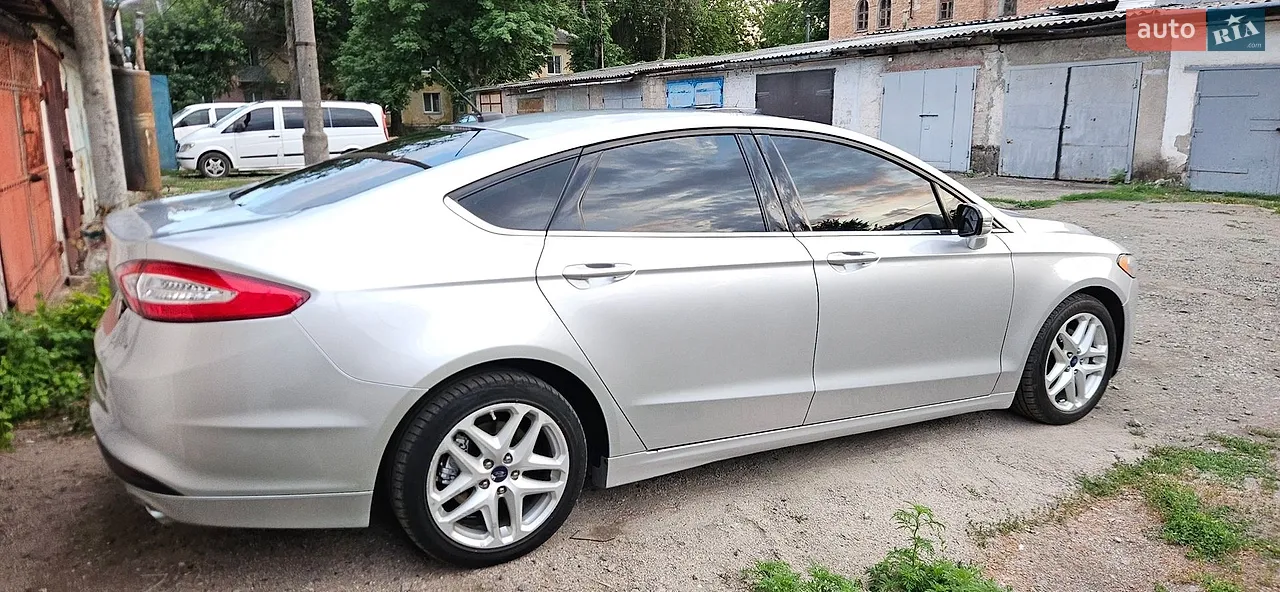 2016 Ford Fusion - мініатюра 20