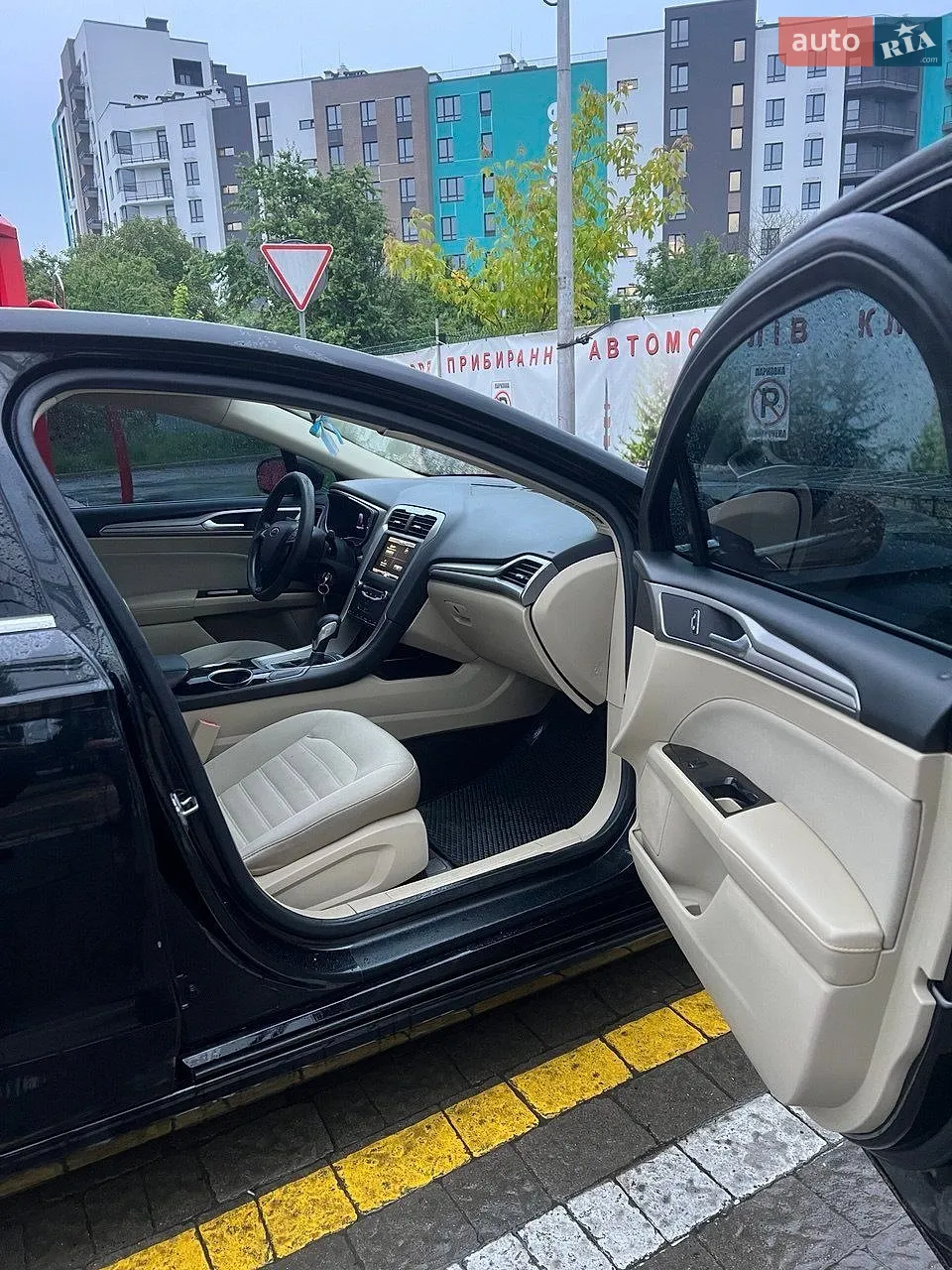 2012 Ford Fusion - мініатюра 15