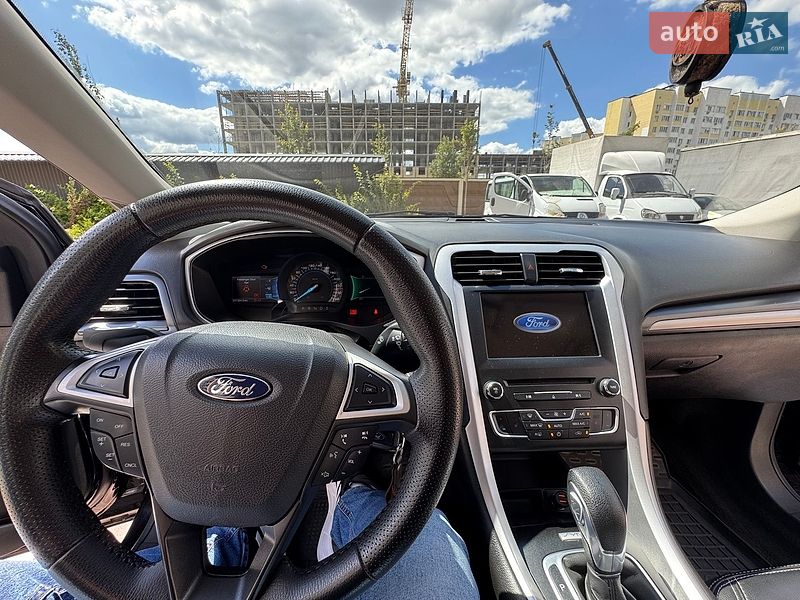 Седан Ford Fusion 2015 в Киеве