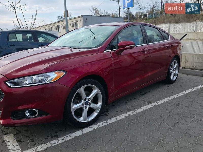 Седан Ford Fusion 2016 в Киеве
