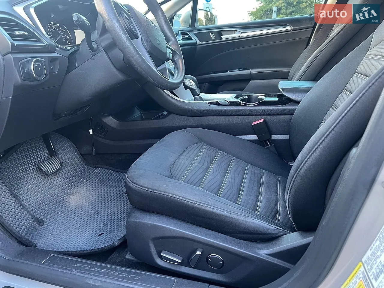 2015 Ford Fusion - мініатюра 21