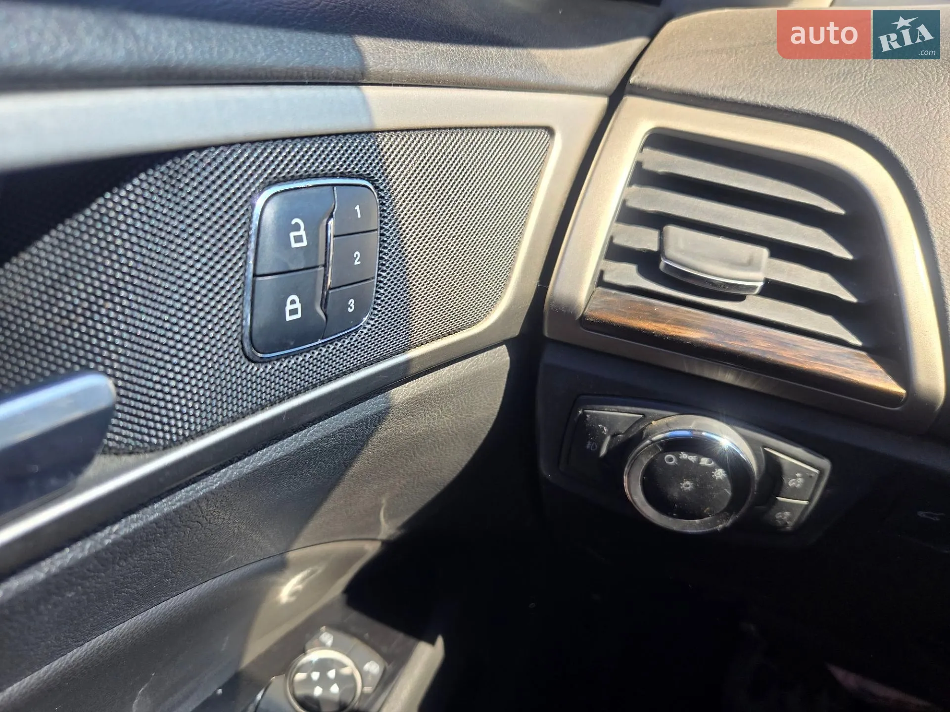 2014 Ford Fusion - мініатюра 10