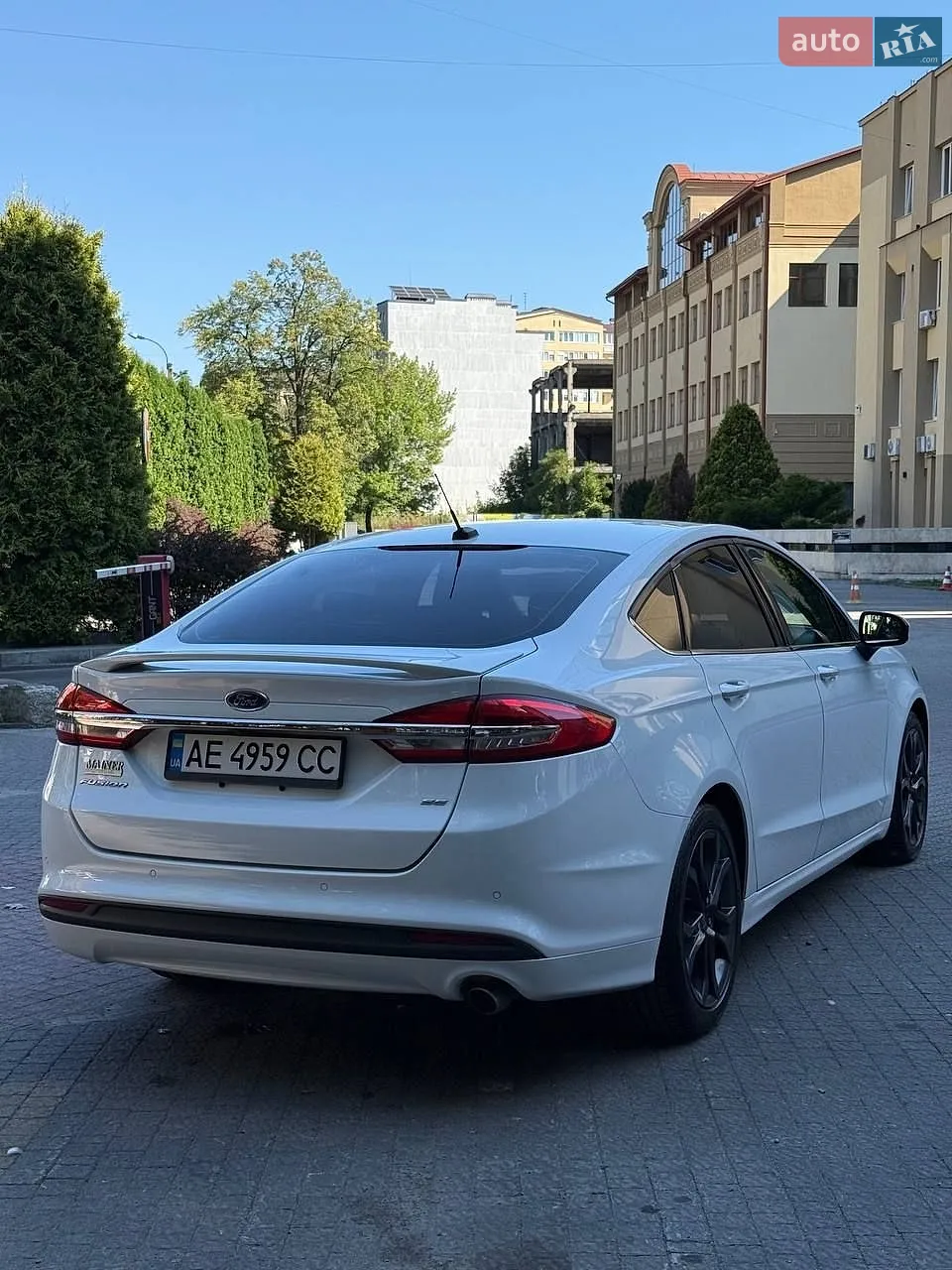 2017 Ford Fusion - мініатюра 3