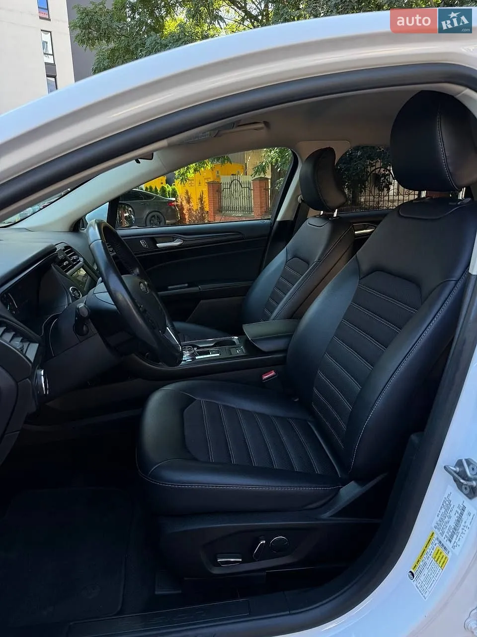 2017 Ford Fusion - мініатюра 12