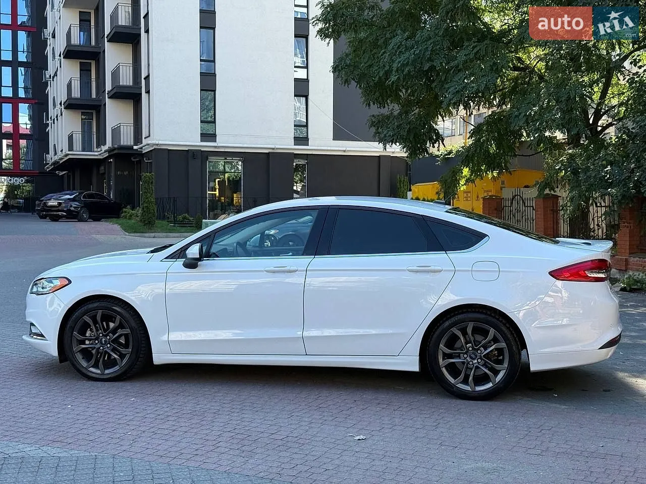2017 Ford Fusion - мініатюра 13