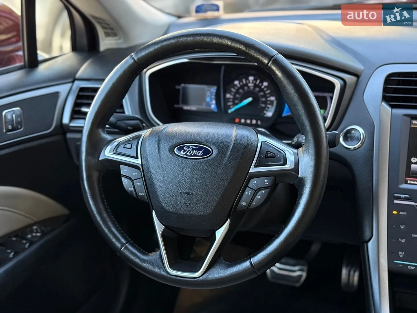 2013 Ford Fusion - мініатюра 28