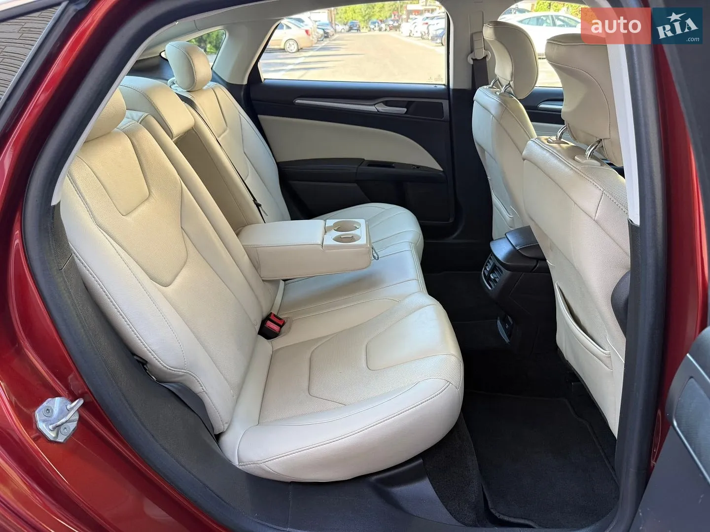 2013 Ford Fusion - мініатюра 24