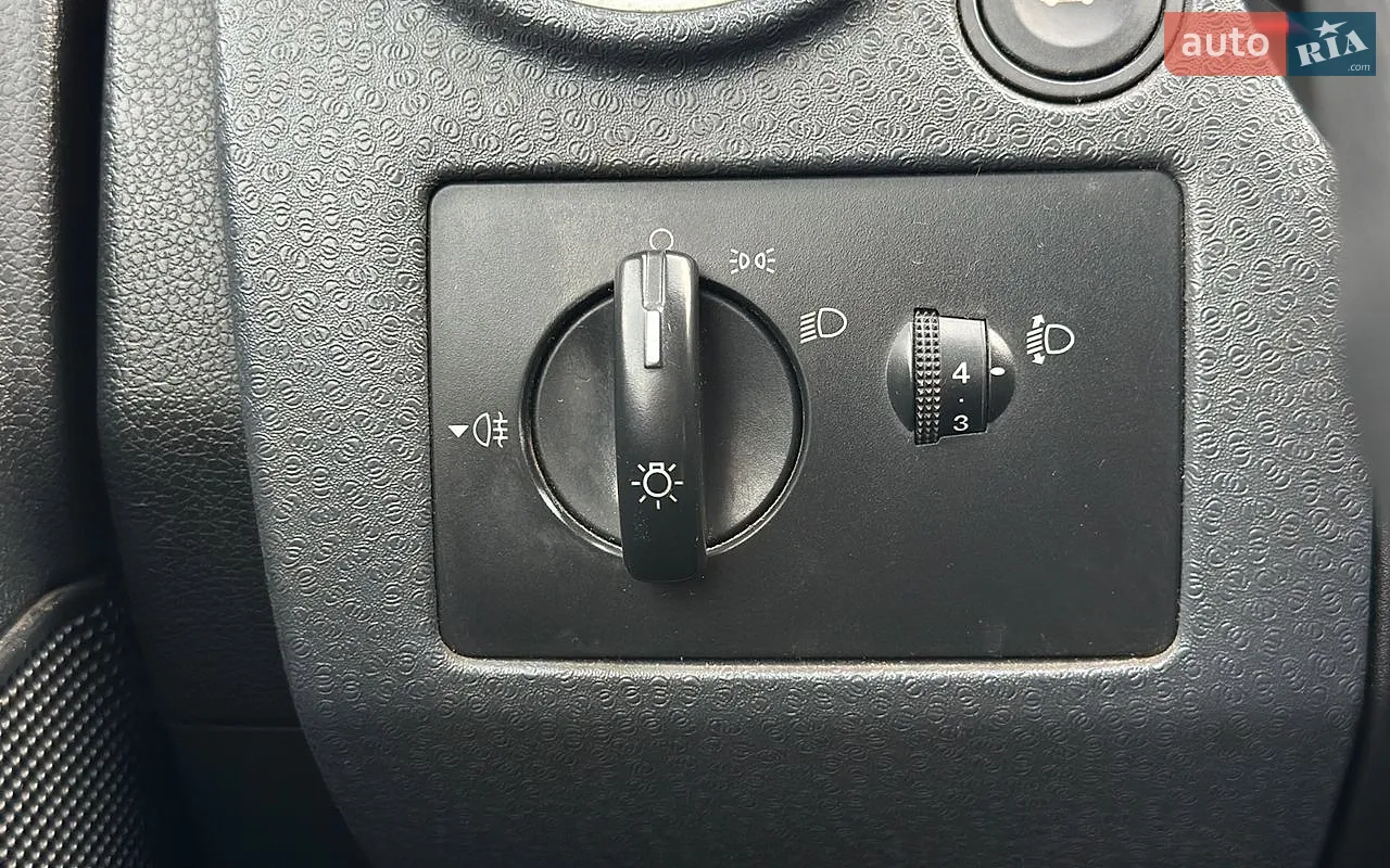 2010 Ford Fusion - мініатюра 19
