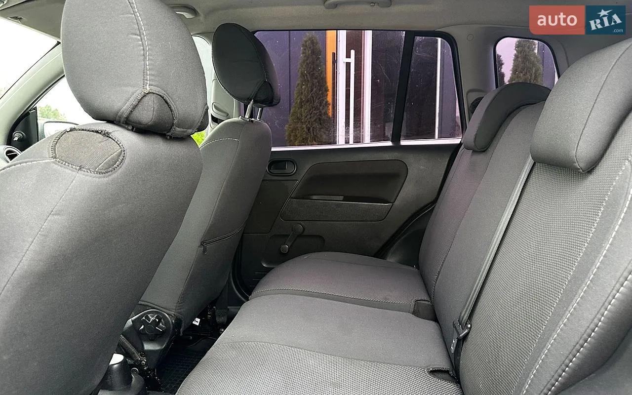 2010 Ford Fusion - мініатюра 22