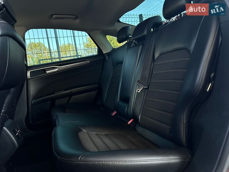 Седан Ford Fusion 2016 в Николаеве