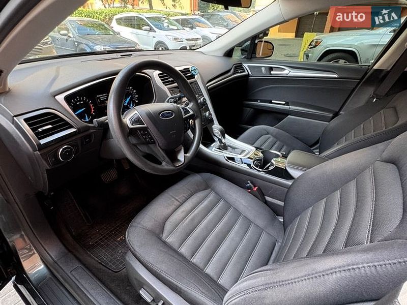 Седан Ford Fusion 2014 в Днепре