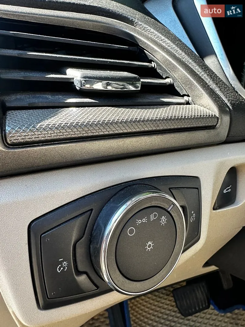 2017 Ford Fusion - мініатюра 12
