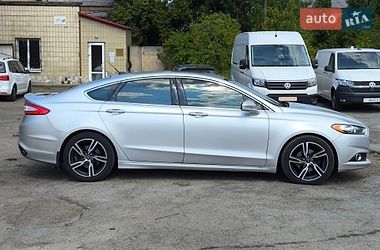 Седан Ford Fusion 2015 в Киеве