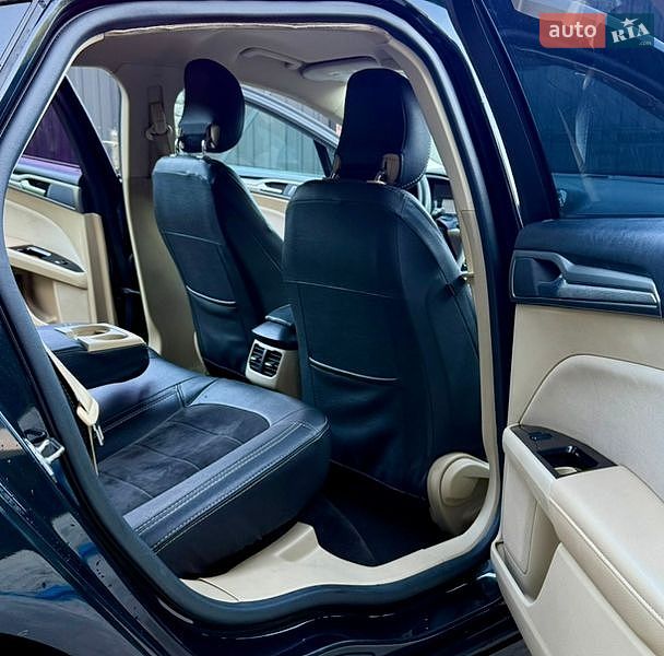 Седан Ford Fusion 2014 в Киеве
