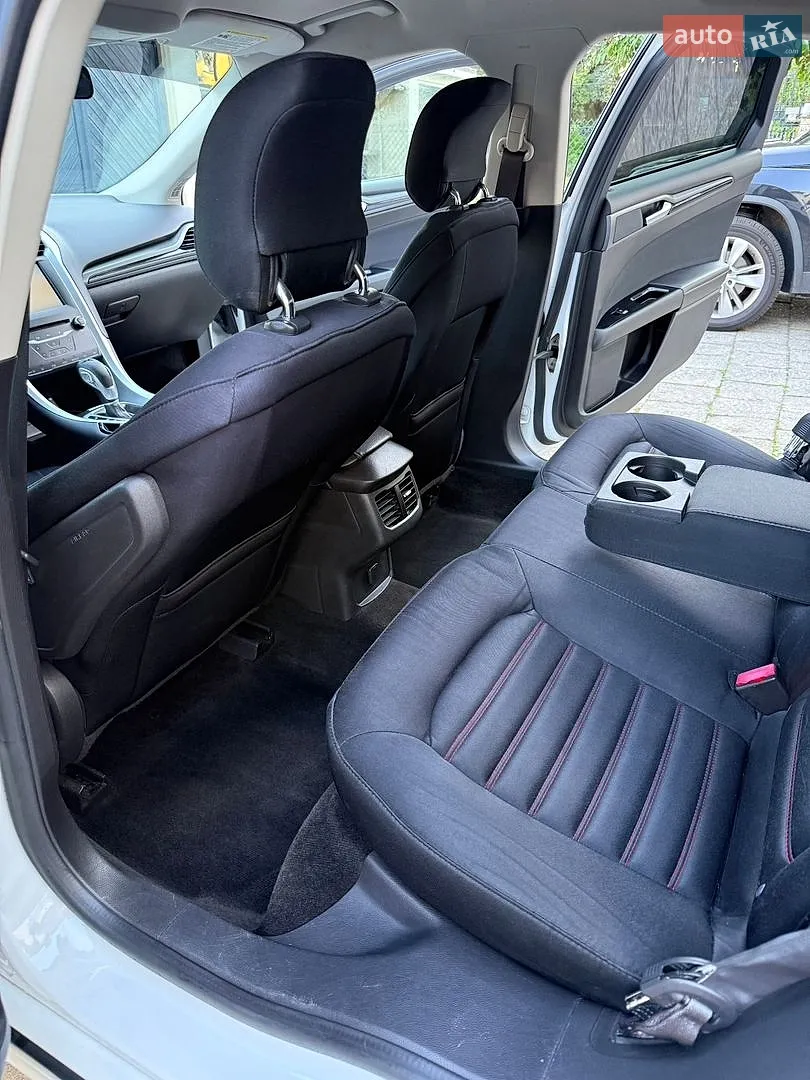 2013 Ford Fusion - мініатюра 25