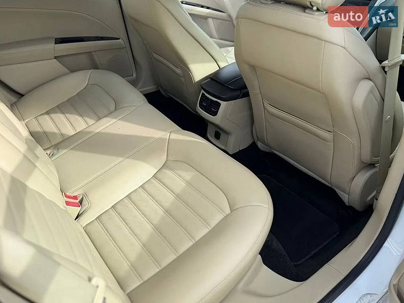 Седан Ford Fusion 2015 в Києві