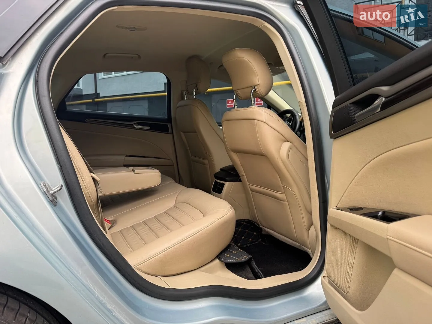 2013 Ford Fusion - мініатюра 9