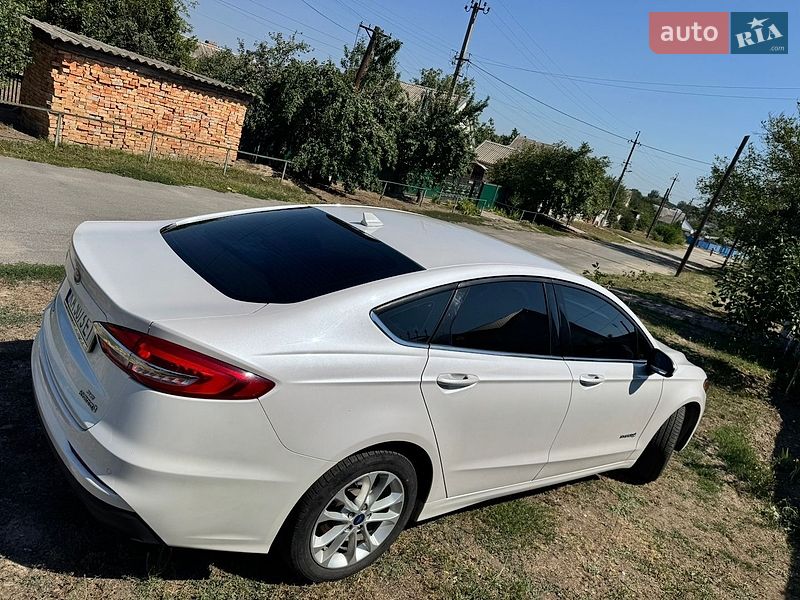 Ford Fusion 2019