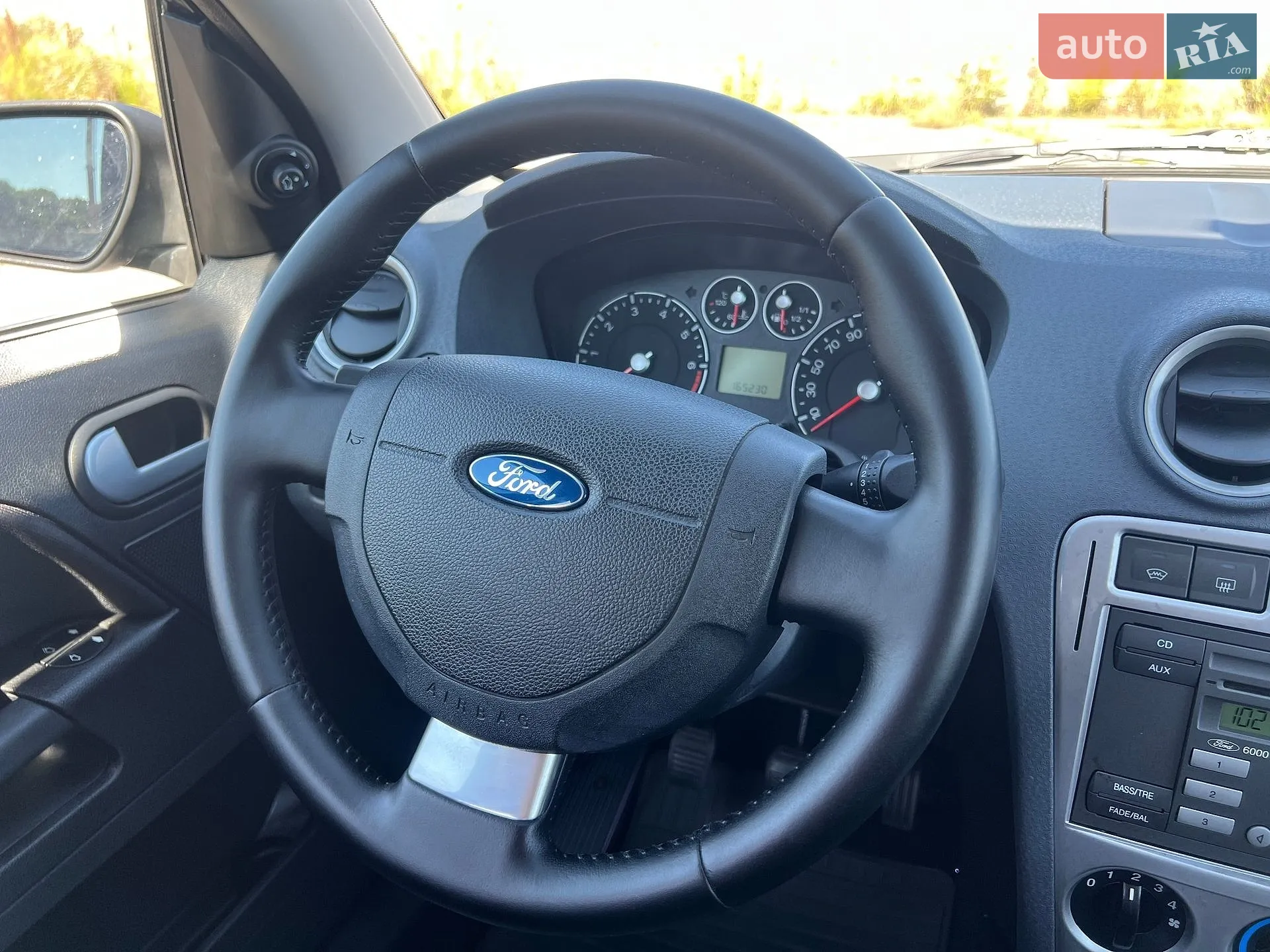 2010 Ford Fusion - мініатюра 20