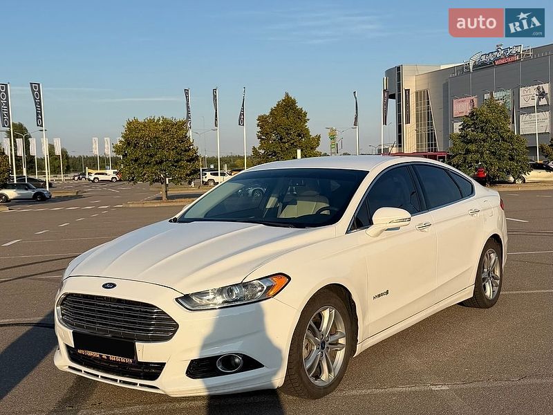 Седан Ford Fusion 2015 в Киеве