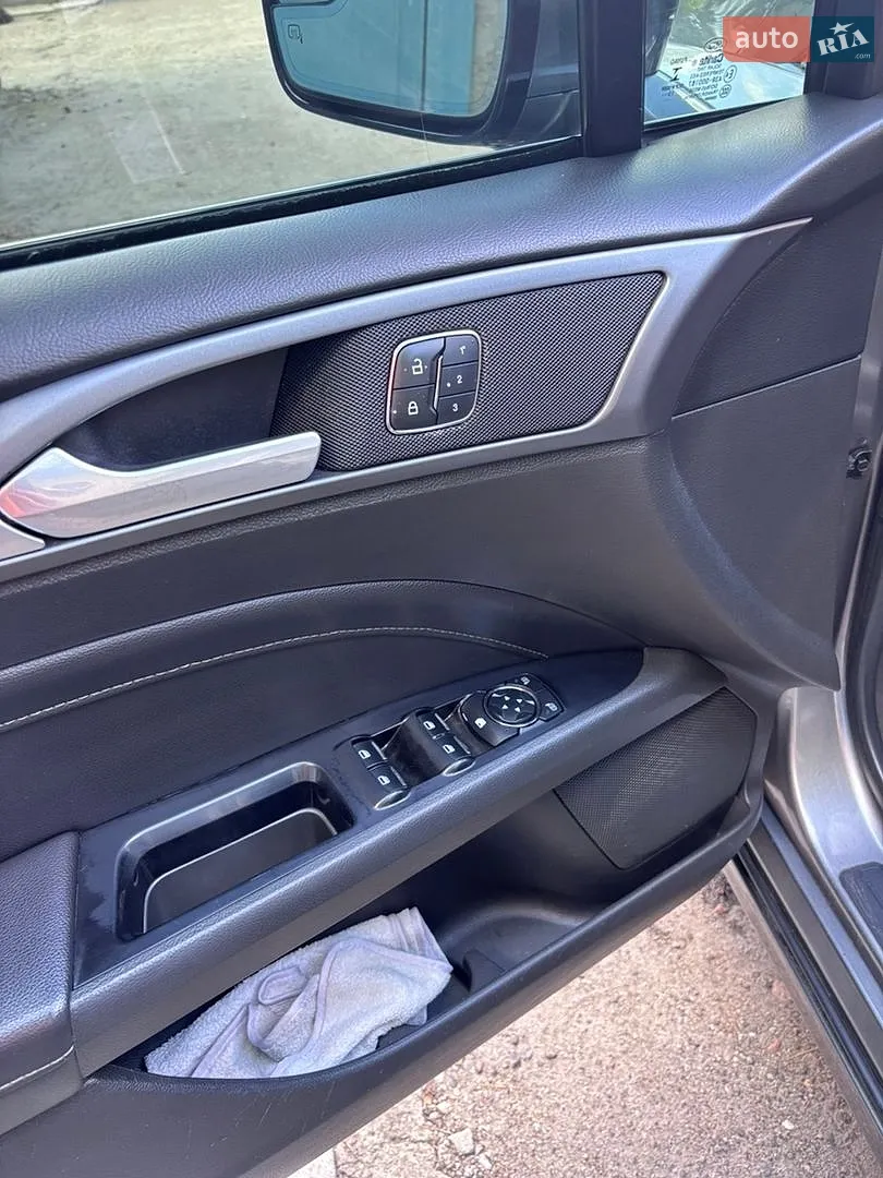 2014 Ford Fusion - мініатюра 28