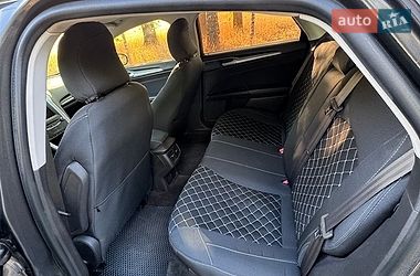Седан Ford Fusion 2015 в Шостці