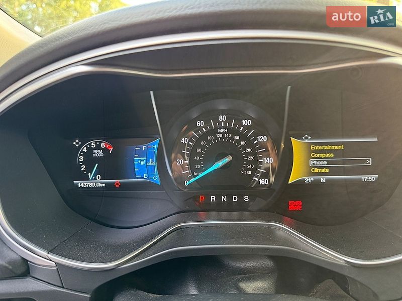 Седан Ford Fusion 2015 в Шостці