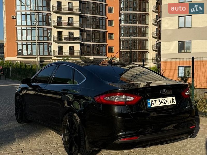 Седан Ford Fusion 2014 в Ивано-Франковске