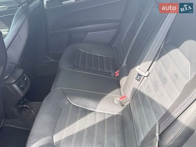 Седан Ford Fusion 2015 в Днепре
