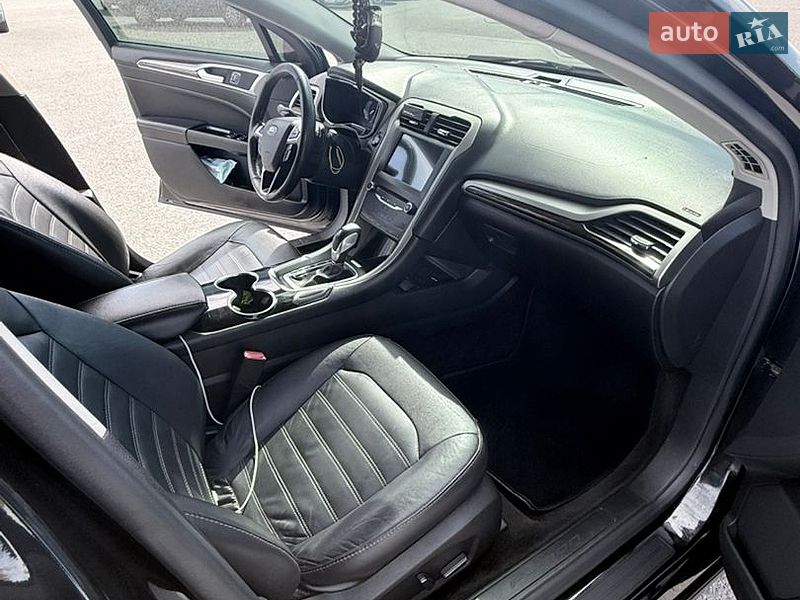 Седан Ford Fusion 2015 в Днепре