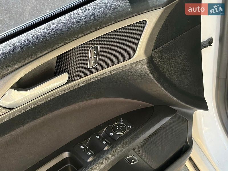 Седан Ford Fusion 2017 в Киеве