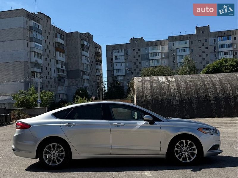 Седан Ford Fusion 2017 в Кропивницькому