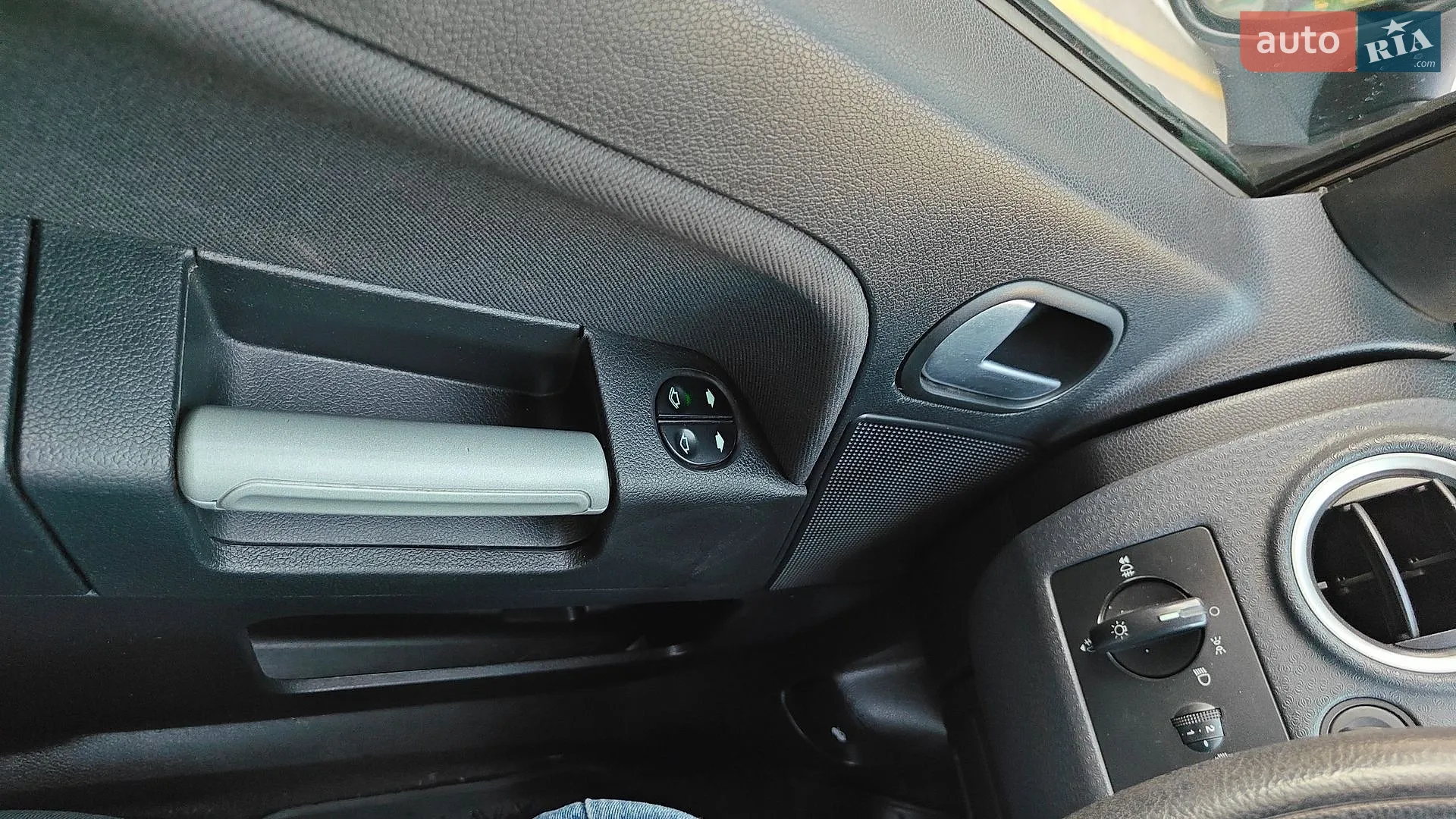 2010 Ford Fusion - мініатюра 21