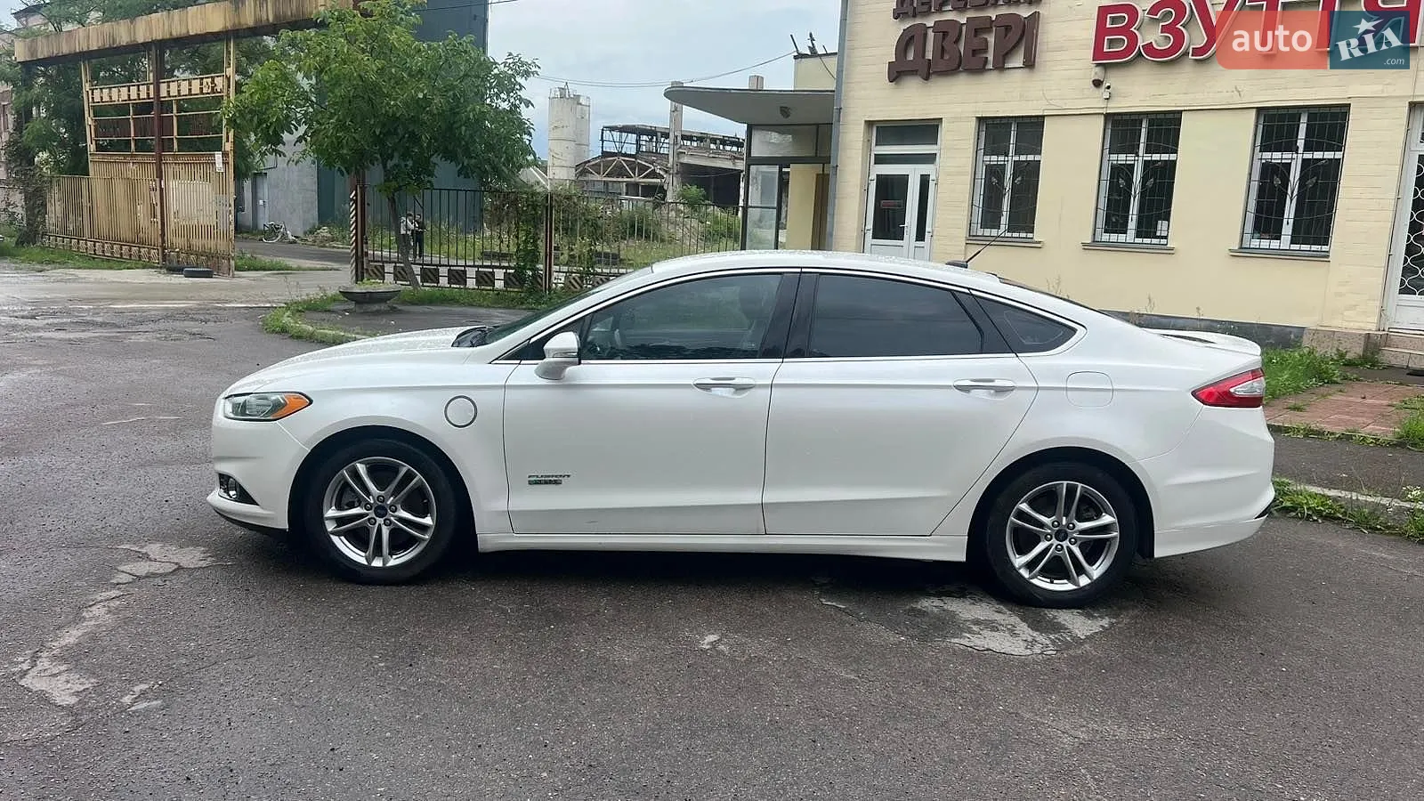 2016 Ford Fusion - мініатюра 9
