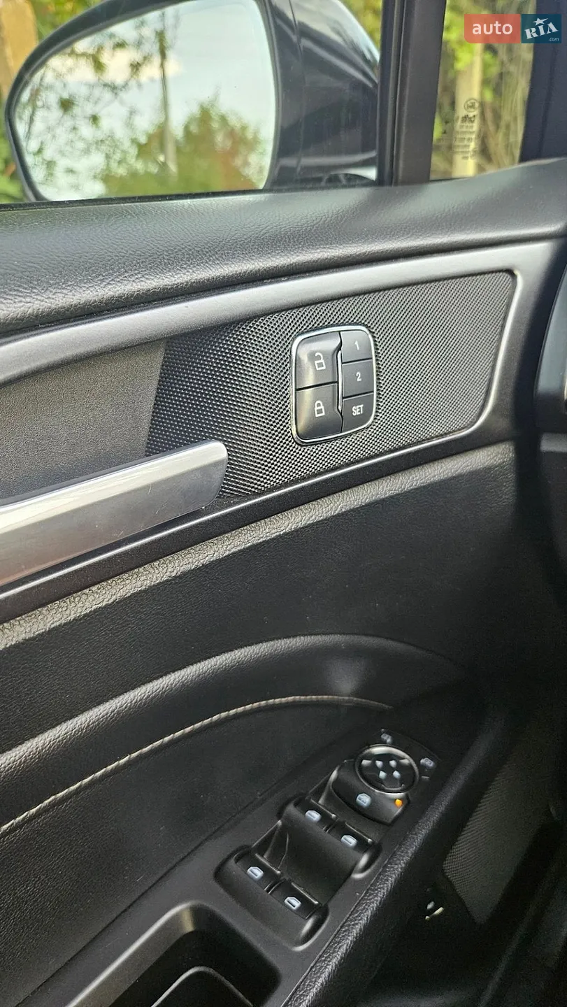 2016 Ford Fusion - мініатюра 15