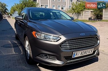 Седан Ford Fusion 2015 в Сквире