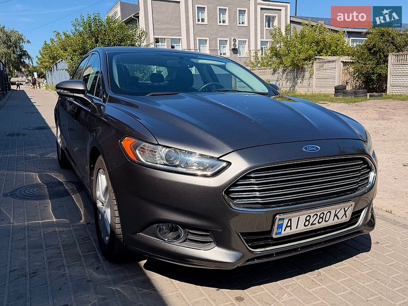 Седан Ford Fusion 2015 в Сквире