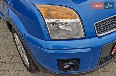 Хэтчбек Ford Fusion 2009 в Чернигове